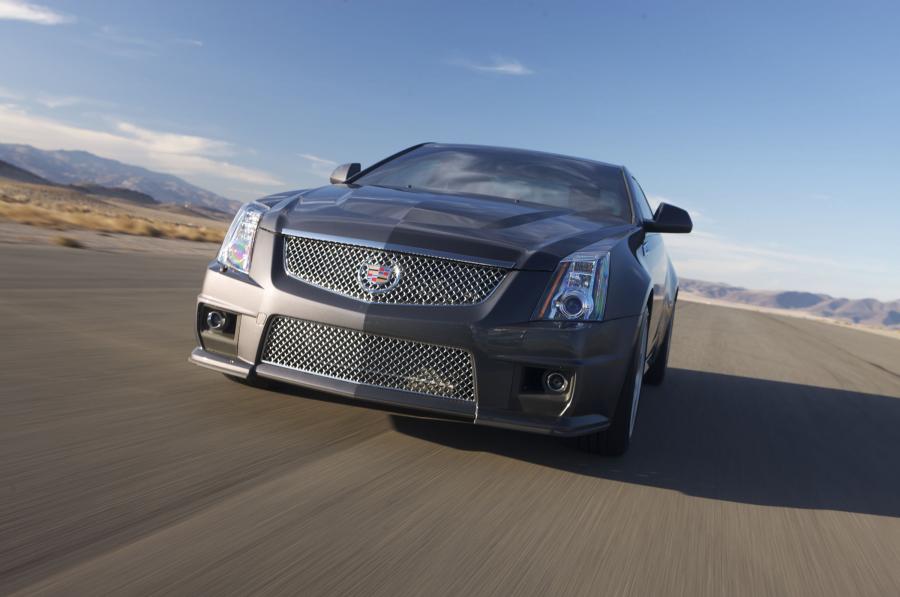  Cadillac CTS-V Coupe 2010 года  (фото 288 из 315)